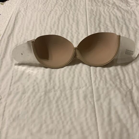 D-Cup bra for backless dress/top - Picture 3 of 7